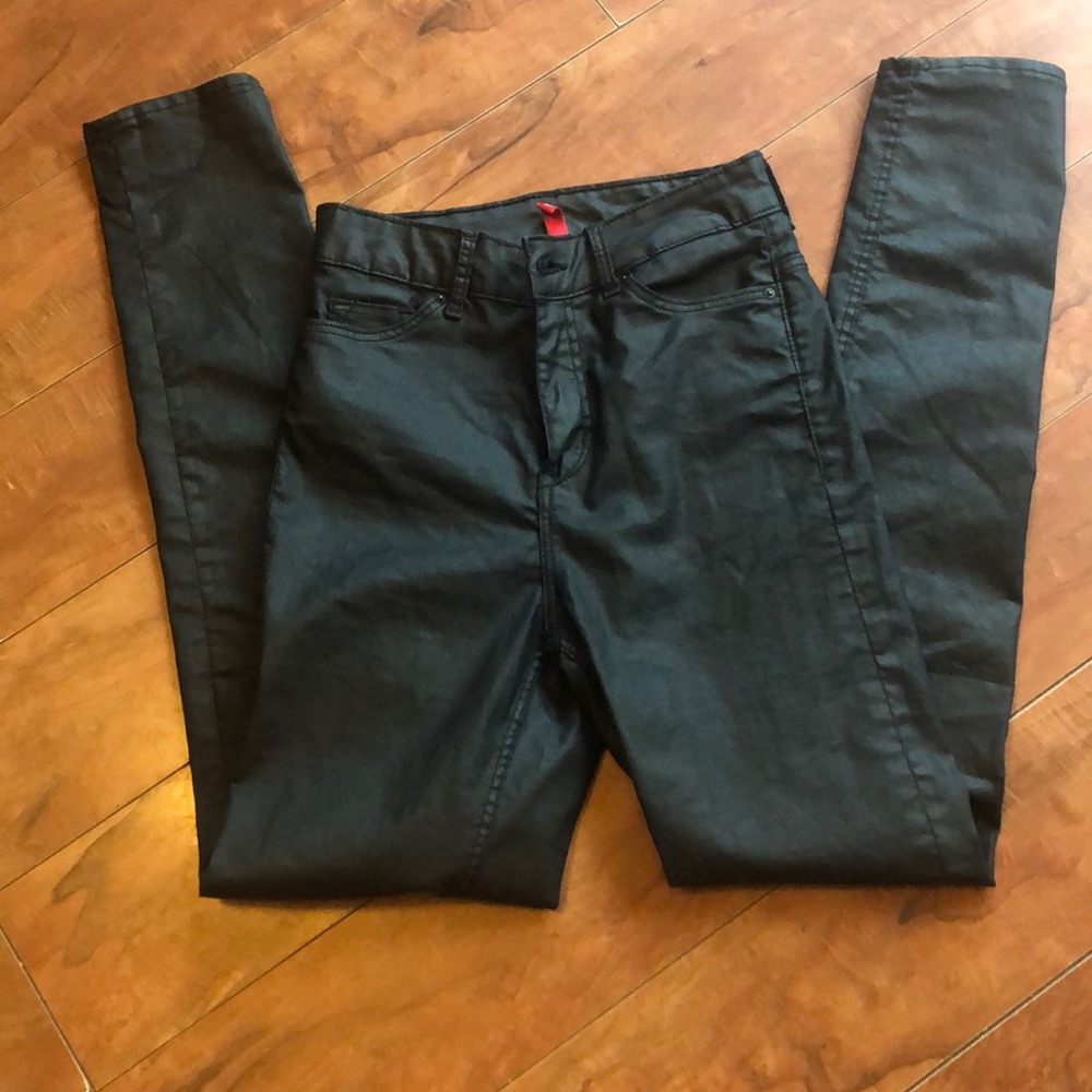 H &M black coated high rise skinny womens 4